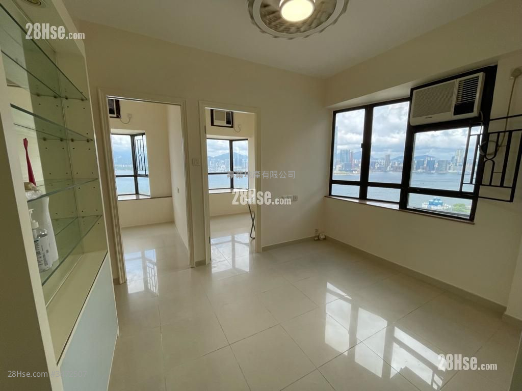 Connaught Garden Rental 2 Bedrooms , 1 Bathroom 340 ft² ( 31.6 m² )
