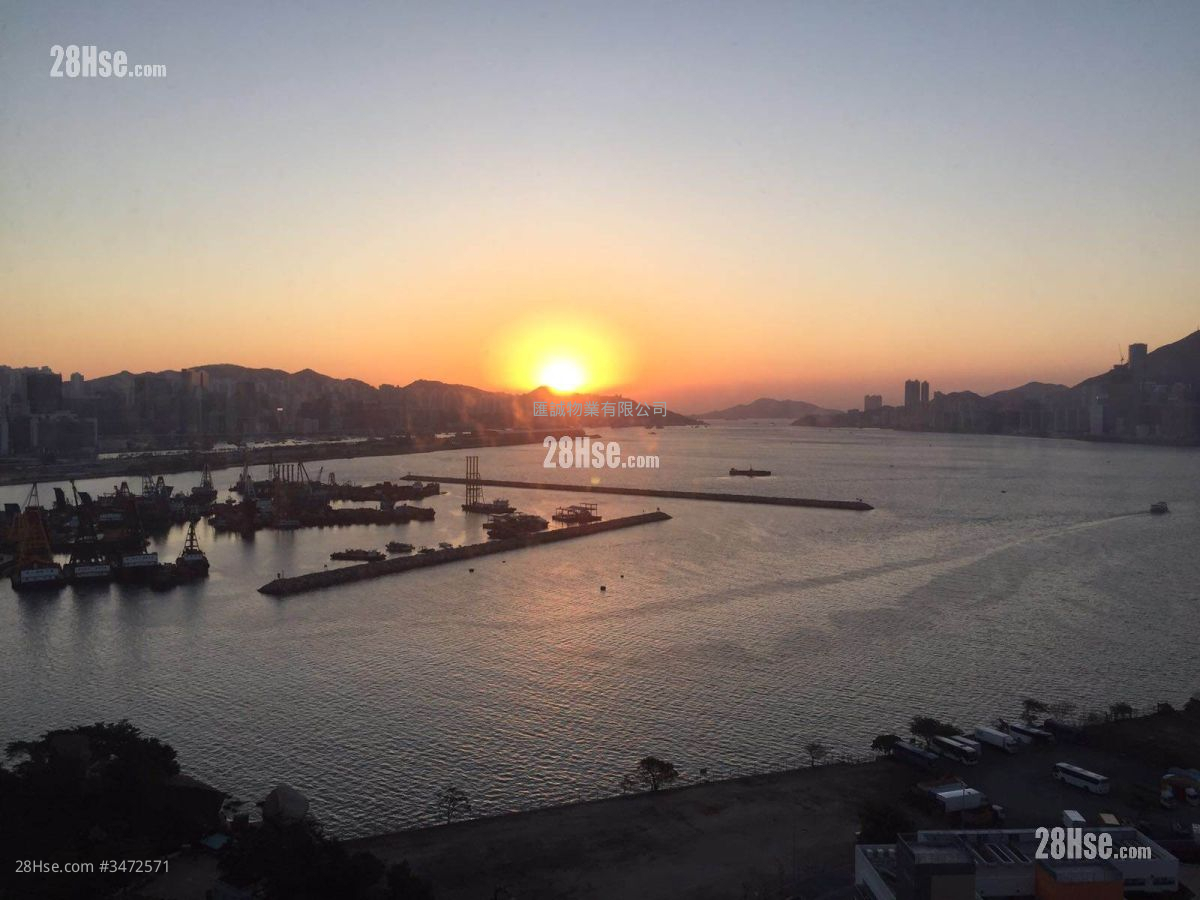 L.harbour18 Rental 2 Bedrooms , 1 Bathroom 424 ft² ( 39.4 m² )