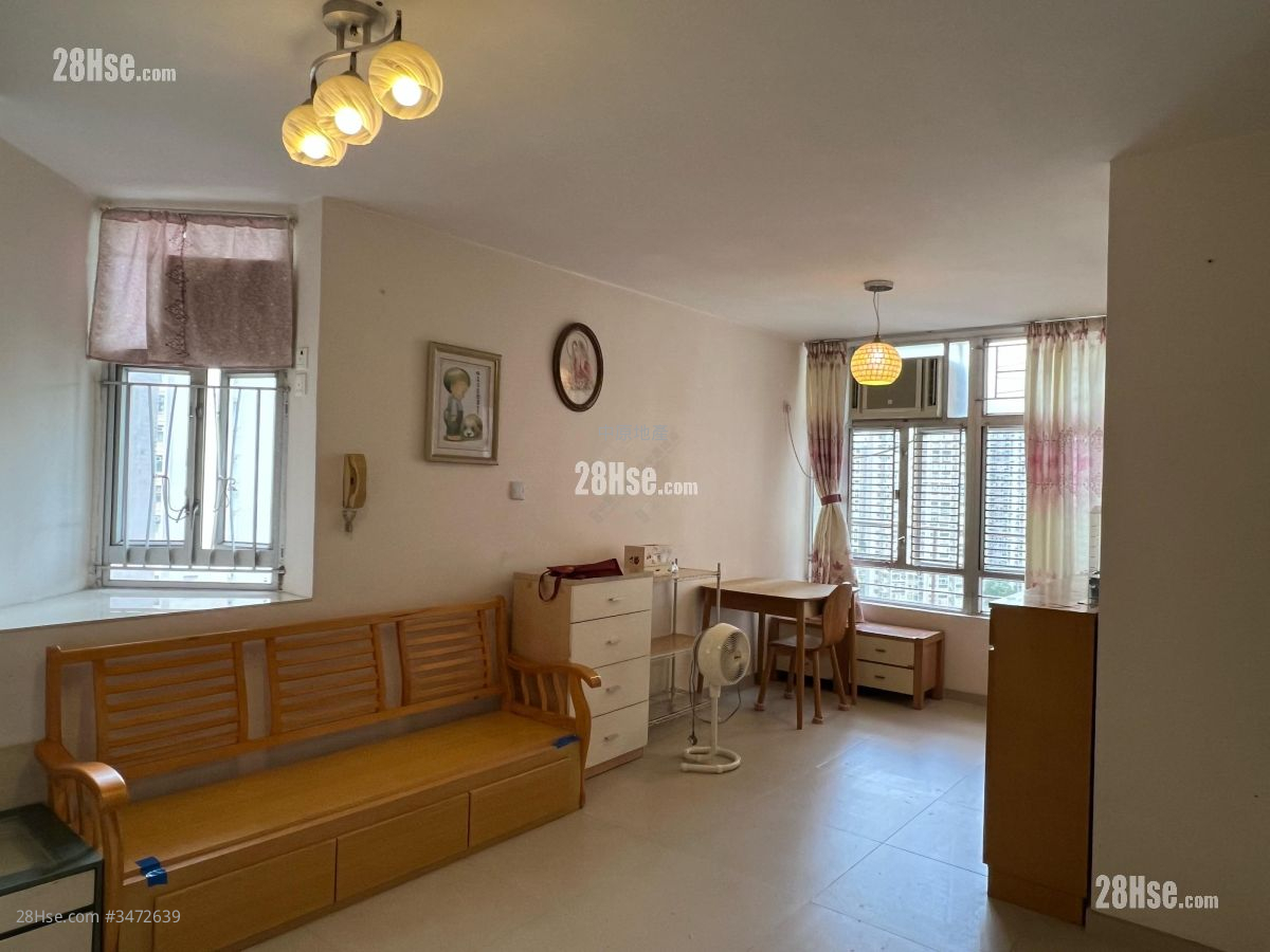 Tin Oi Court Sell 1 Bedroom , 1 Bathroom 435 ft² ( 40.4 m² )