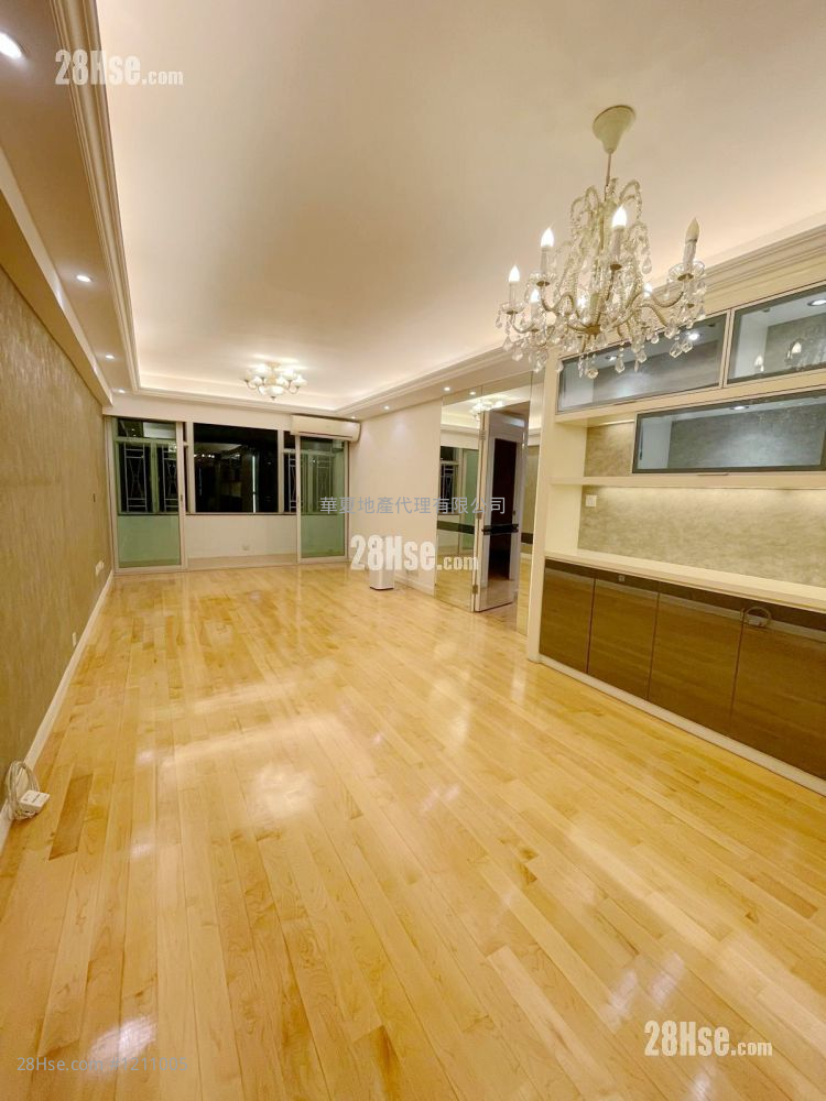 Dominion Court Rental 3 Bedrooms , 2 Bathrooms 996 ft² ( 92.5 m² )
