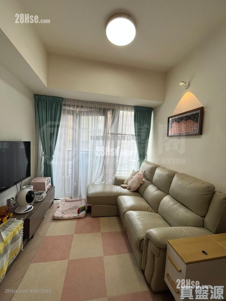 Twin Regency Sell 1 Bedroom , 1 Bathroom 369 ft² ( 34.3 m² )