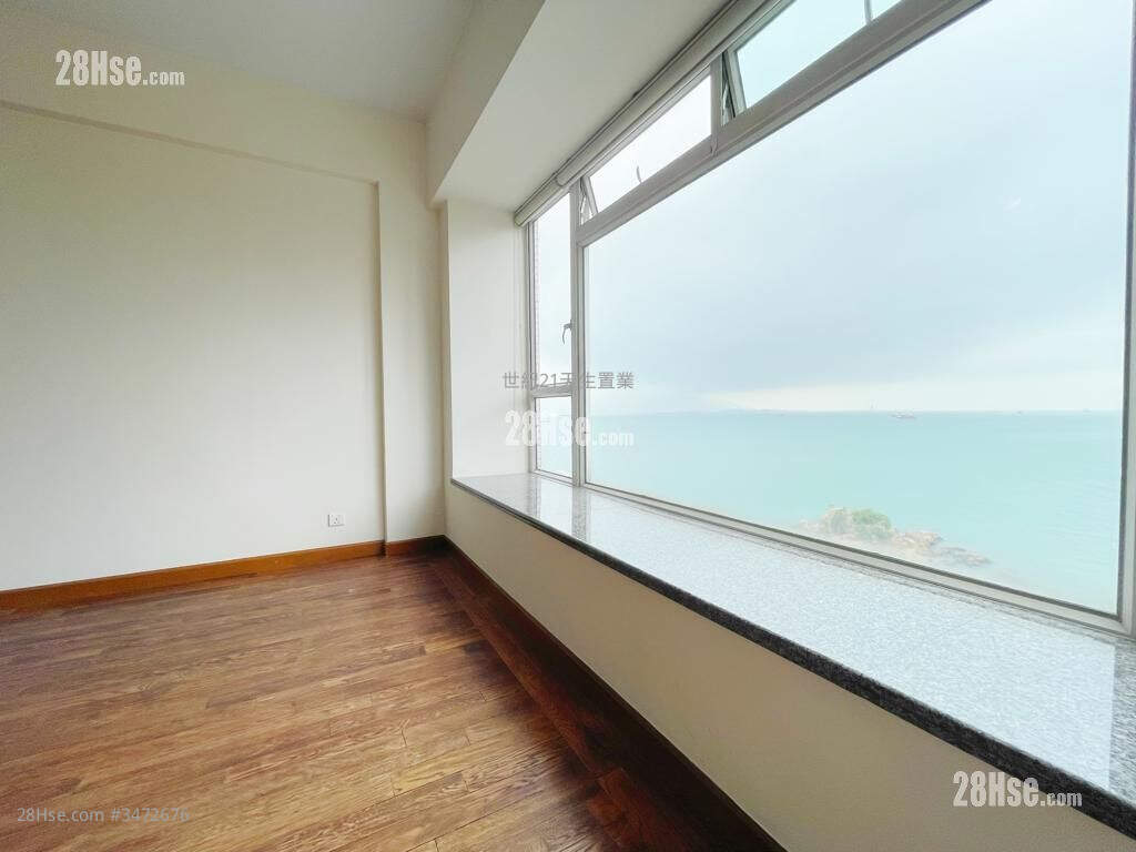 Aqua Blue Rental 4 Bedrooms , 3 Bathrooms 1,230 ft² ( 114.3 m² )