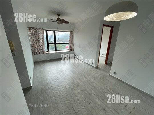 Villa By The Park Sell 3 Bedrooms , 2 Bathrooms 583 ft² ( 54.2 m² )