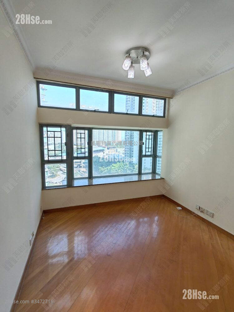 Tung Chung Crescent Sell 2 Bedrooms , 1 Bathroom 544 ft² ( 50.5 m² )
