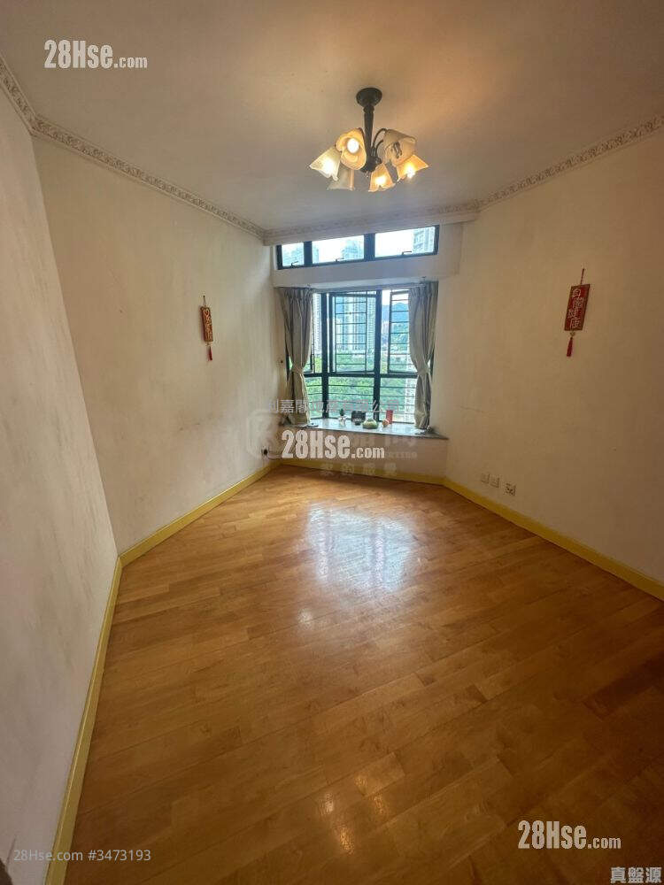 New Town Plaza Sell 2 Bedrooms 583 ft² ( 54.2 m² )