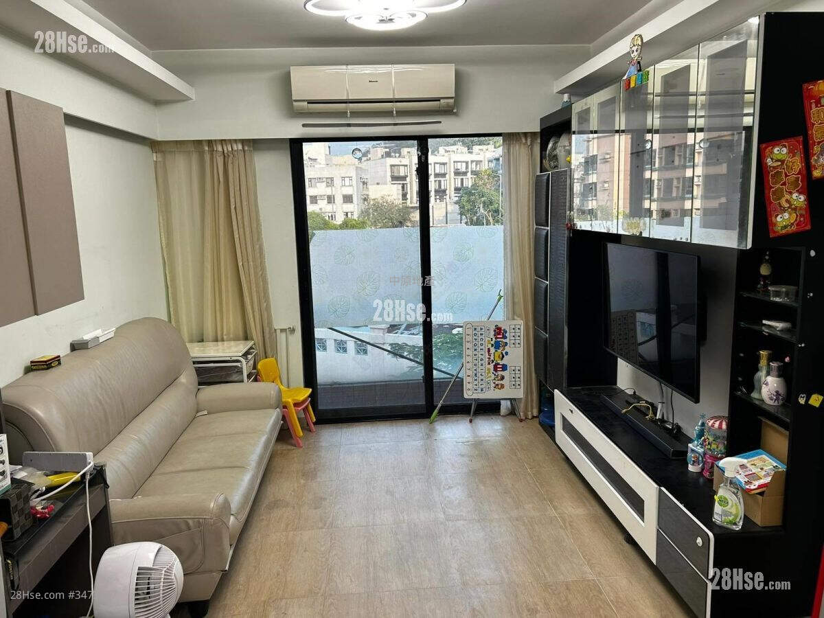 Meadowlands Sell 3 Bedrooms 763 ft² ( 70.9 m² )