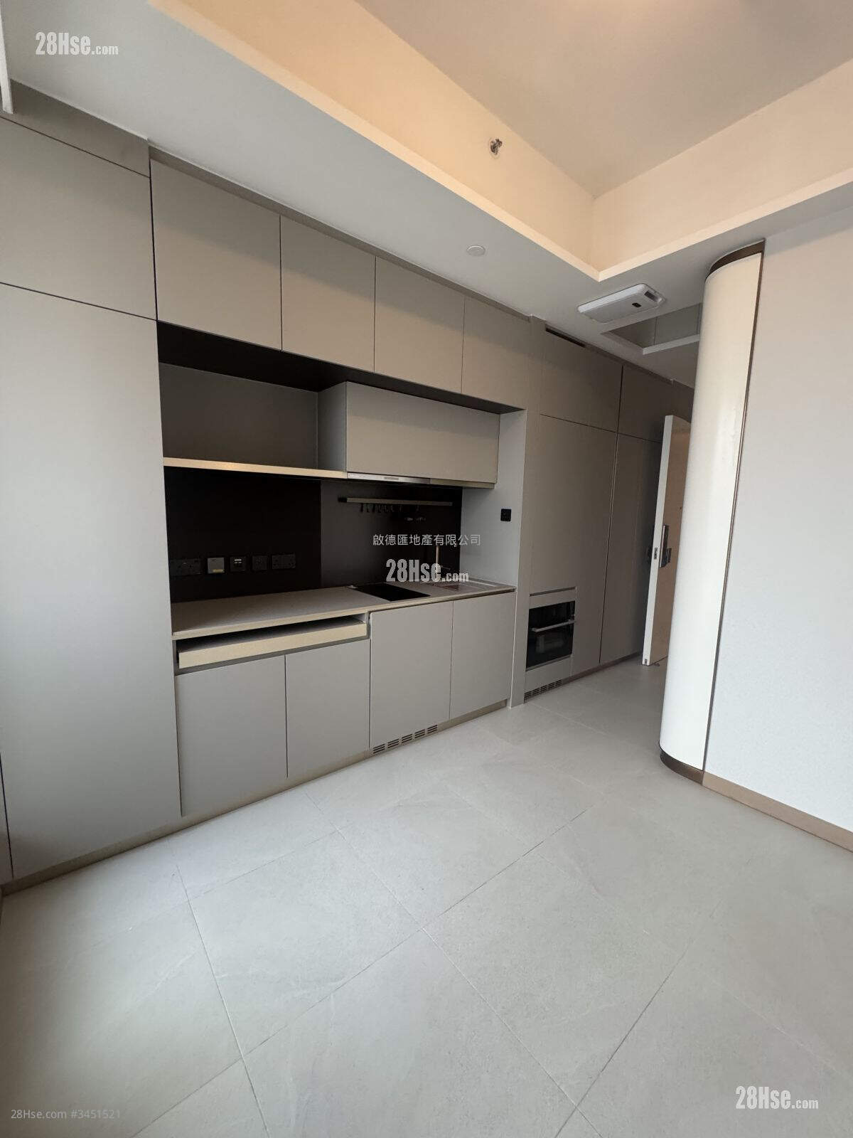 Baker Circle Dover Rental Studio , 1 Bathroom 202 ft² ( 18.8 m² )