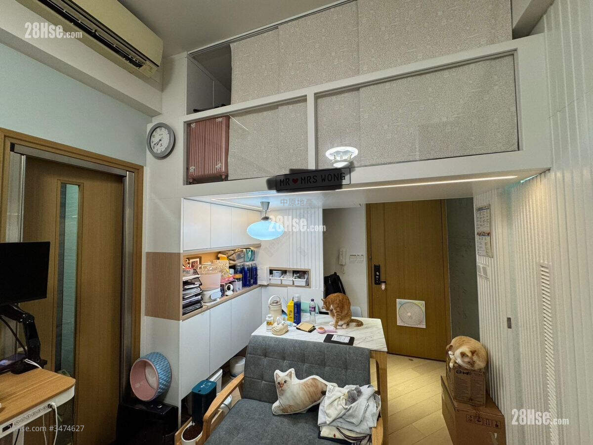 The Woodside Rental 1 Bedroom , 1 Bathroom 391 ft² ( 36.3 m² )