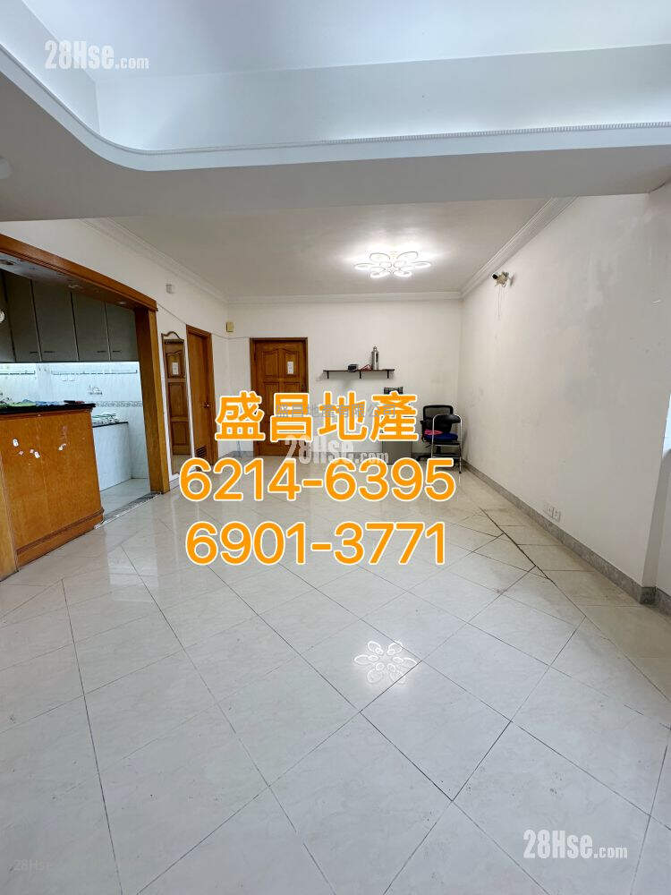 Yan On Building Rental 3 Bedrooms , 1 Bathroom 859 ft² ( 79.8 m² )