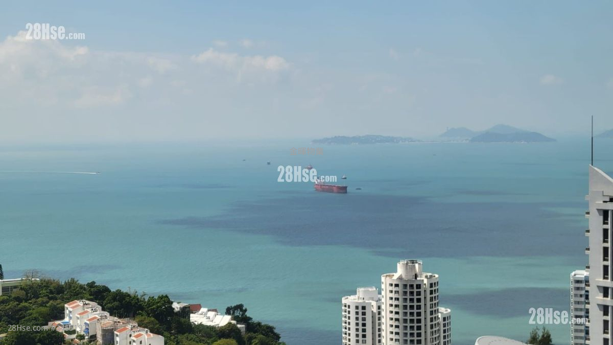 Royalton Sell 4 Bedrooms , 2 Bathrooms 1,572 ft² ( 146.0 m² )
