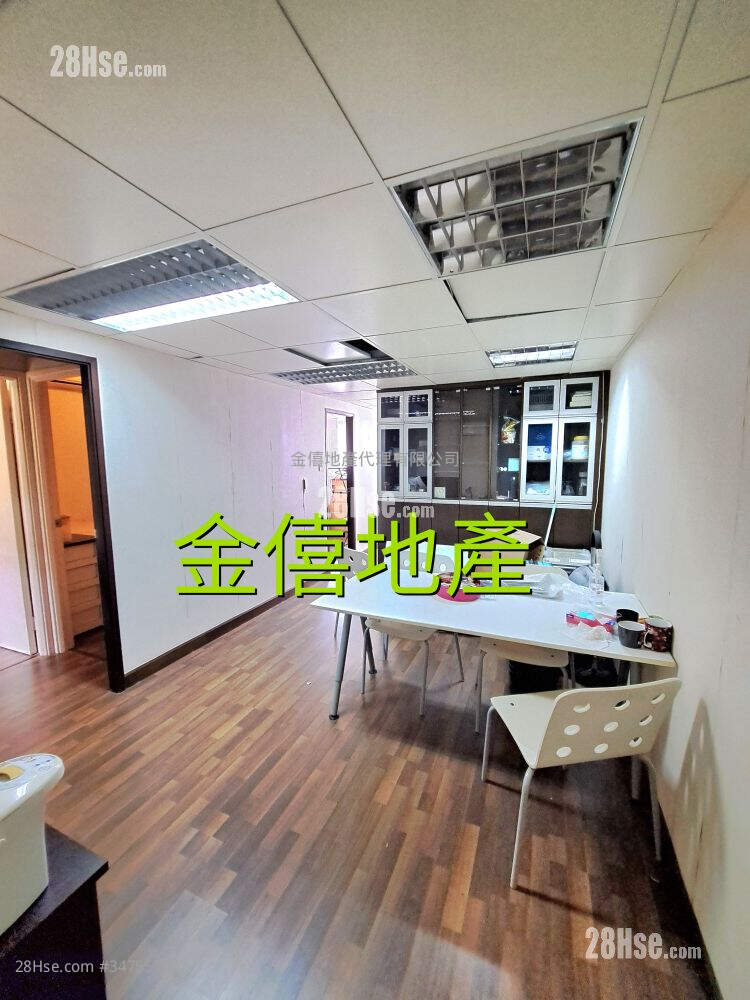 Nathan Apartments Sell 3 Bedrooms , 2 Bathrooms 623 ft² ( 57.9 m² )