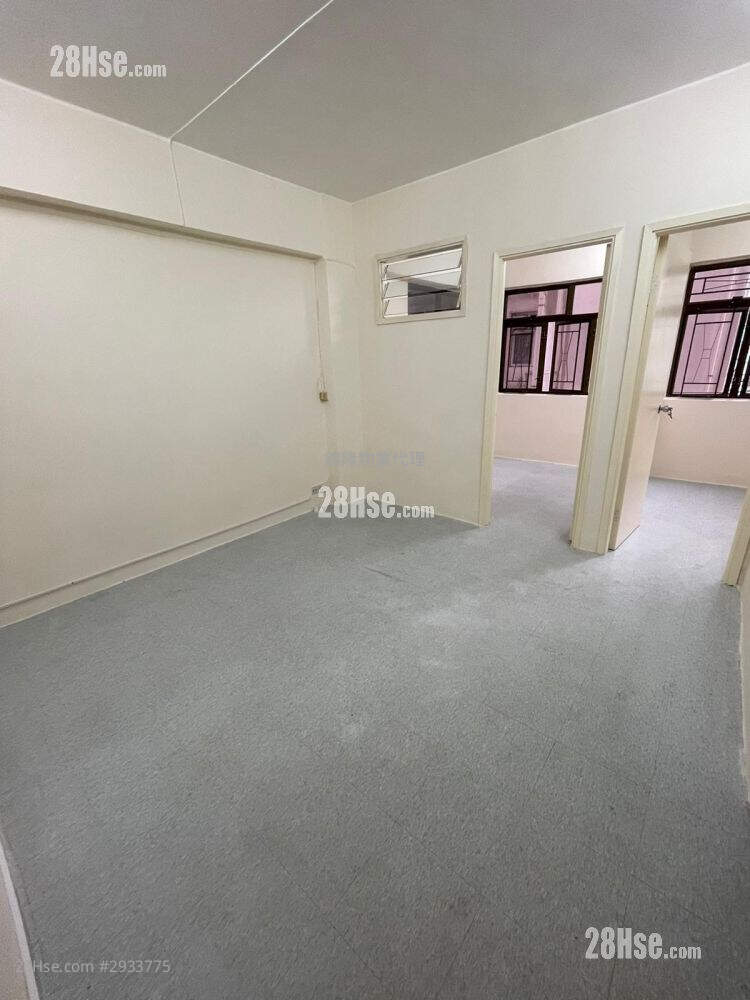 Po Teck Mansion Sell 2 Bedrooms , 1 Bathroom 366 ft² ( 34.0 m² )