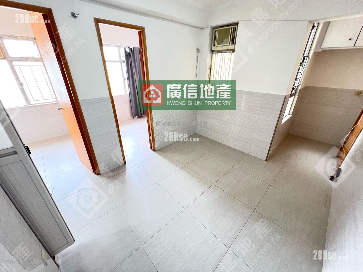 Shun Hing Building Rental 2 Bedrooms , 1 Bathroom 312 ft² ( 29.0 m² )