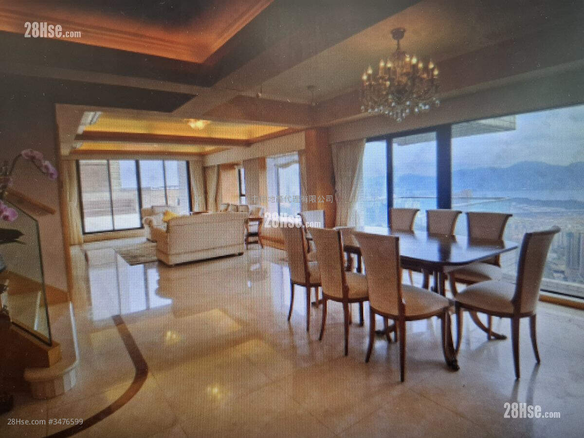 Regency Park Sell 3 Bedrooms , 3 Bathrooms 1,709 ft² ( 158.8 m² )