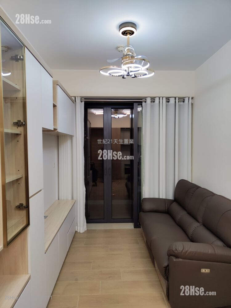 Oma By The Sea Rental 2 Bedrooms , 1 Bathroom 438 ft² ( 40.7 m² )