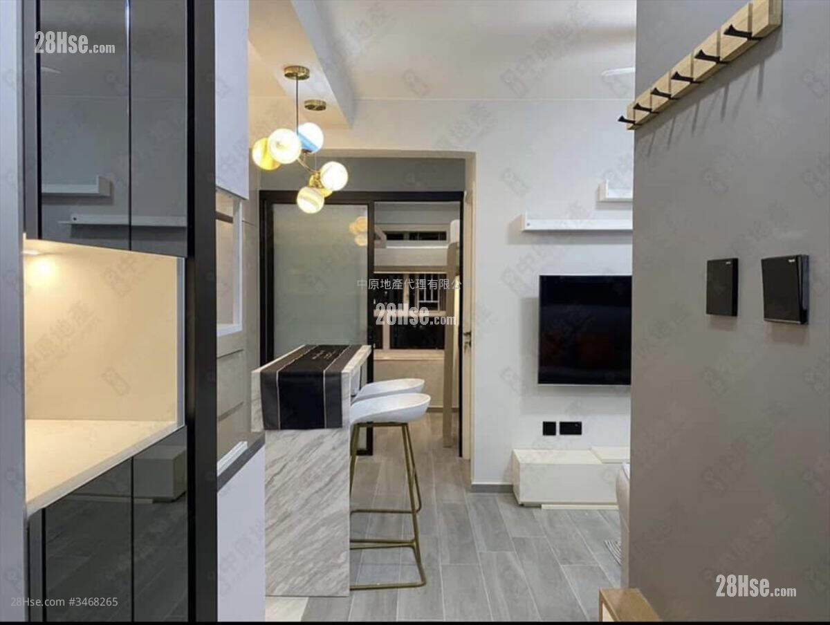 Hong Lai Garden Sell 2 Bedrooms 362 ft² ( 33.6 m² )