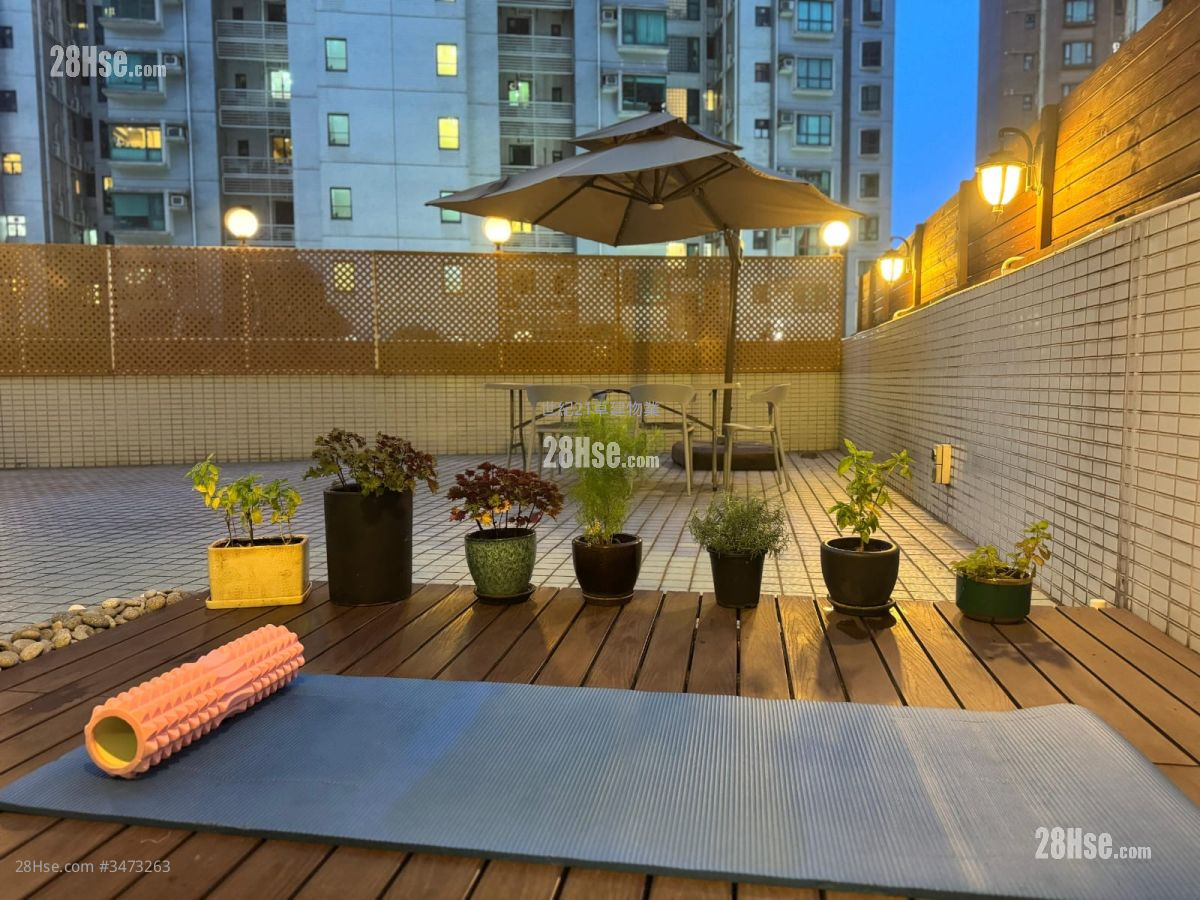 City 18 Rental Studio , 1 Bathroom 392 ft² ( 36.4 m² )