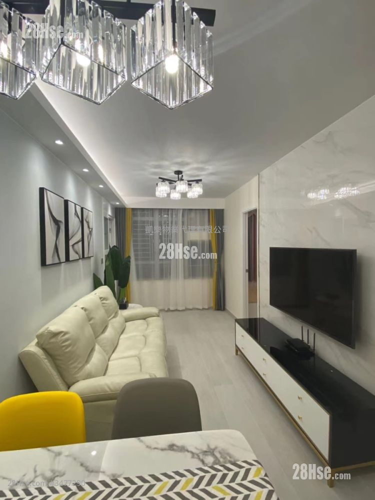Kwun Tak Court Sell 2 Bedrooms , 1 Bathroom 468 ft² ( 43.5 m² )