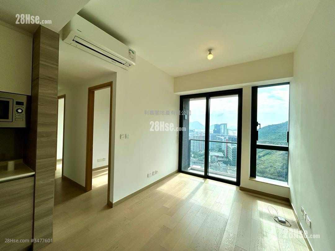 The Grand Marine Sell 3 Bedrooms 587 ft² ( 54.5 m² )