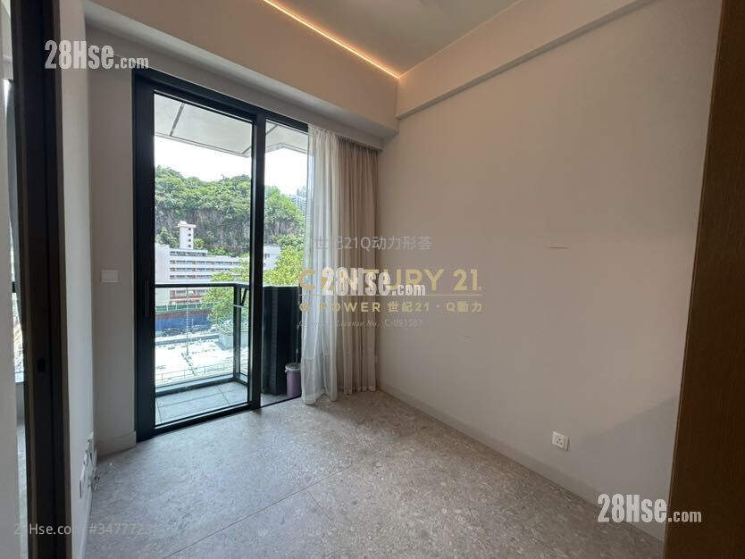 The Holborn Rental 1 Bedroom , 1 Bathroom 255 ft² ( 23.7 m² )