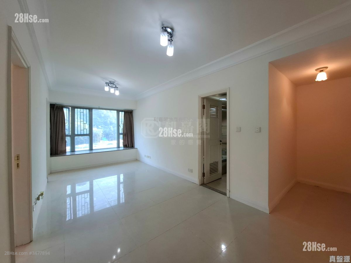 Caribbean Coast Sell 2 Bedrooms 518 ft² ( 48.1 m² )