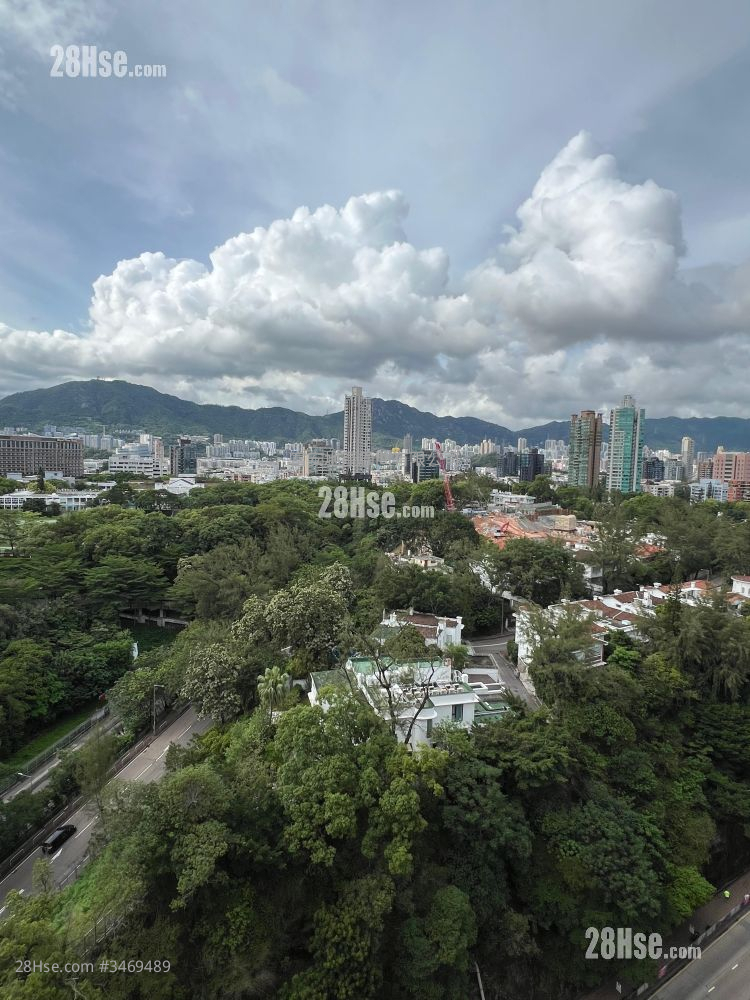 Sunshine Building Rental 2 Bedrooms , 1 Bathroom 461 ft² ( 42.8 m² )