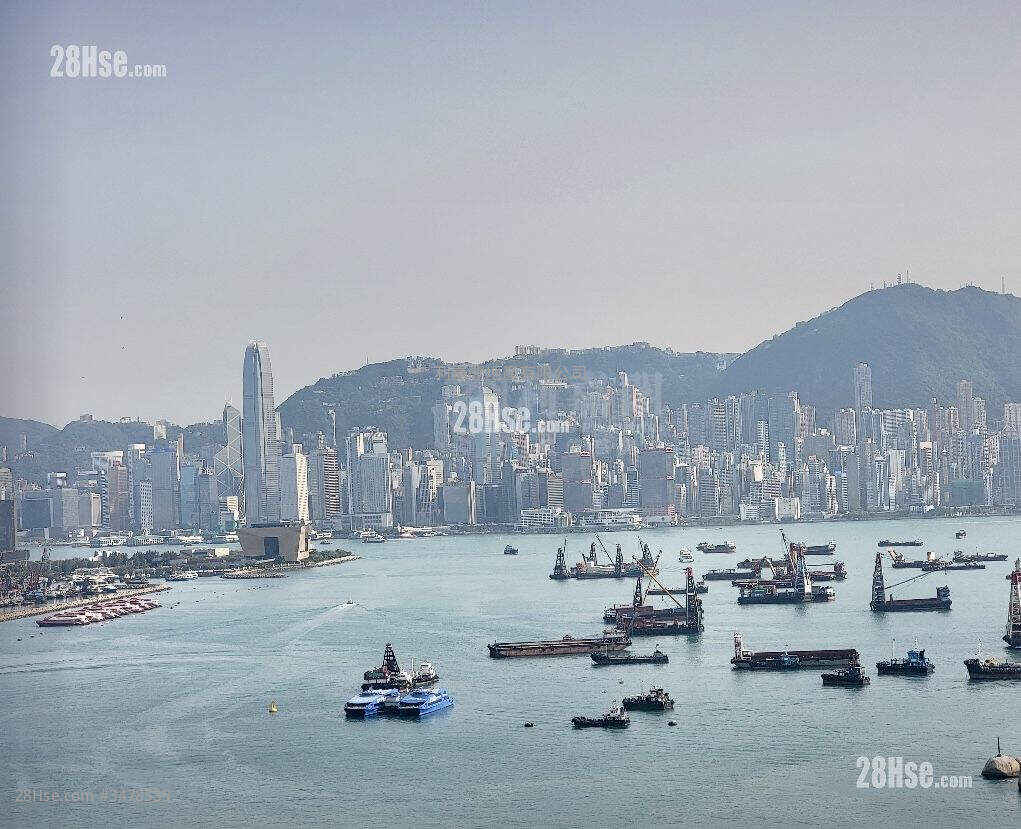 维港滙 租盘 1,394 平方尺 ( 129.5 平方米 )