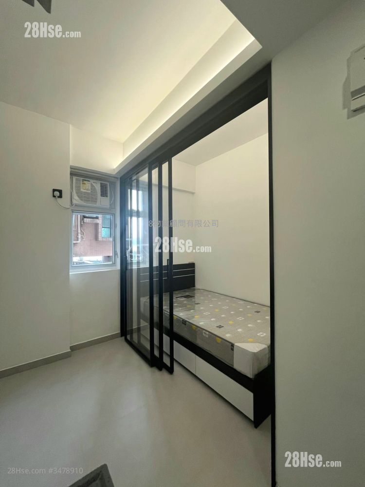 Yen Dack Building Rental 1 Bedroom , 1 Bathroom 140 ft² ( 13.0 m² )