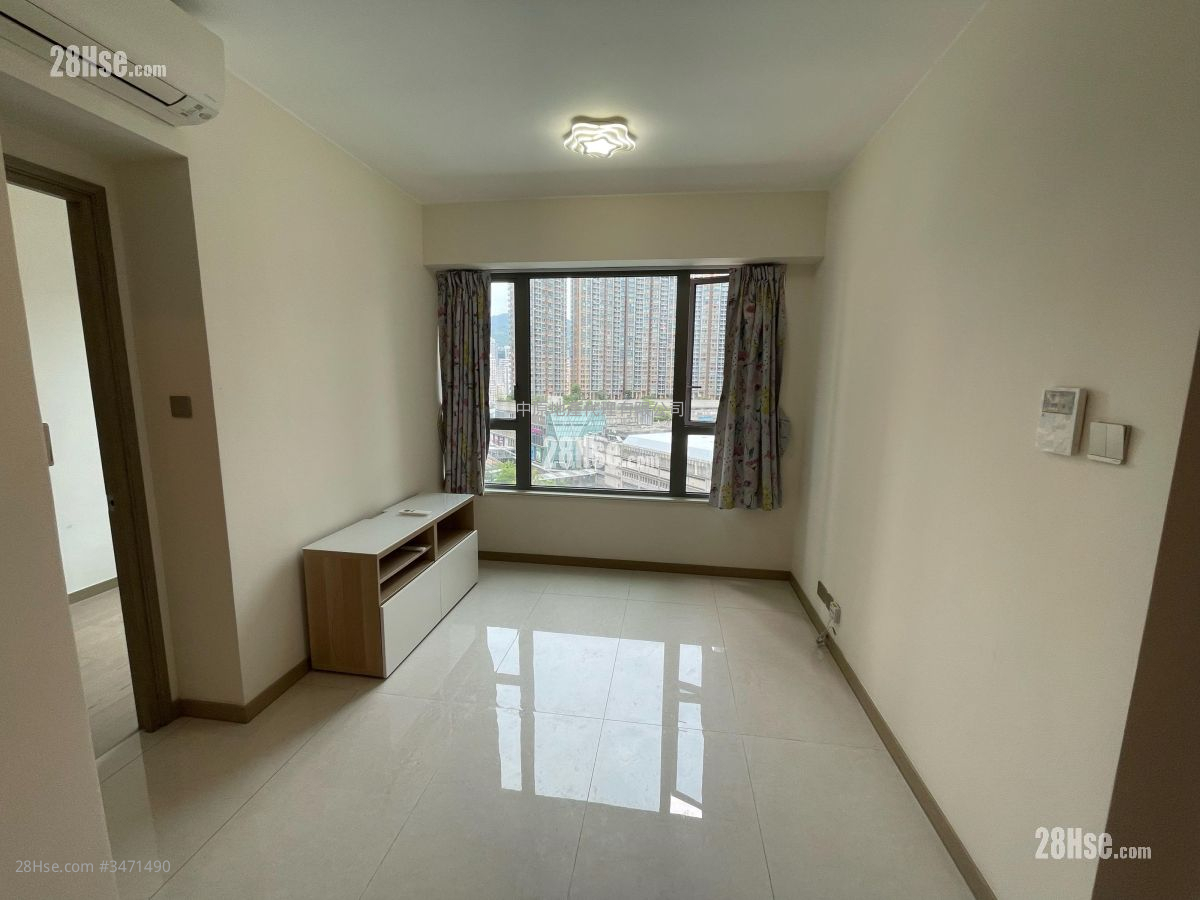 Aurora Sell 1 Bedroom , 1 Bathroom 288 ft² ( 26.8 m² )