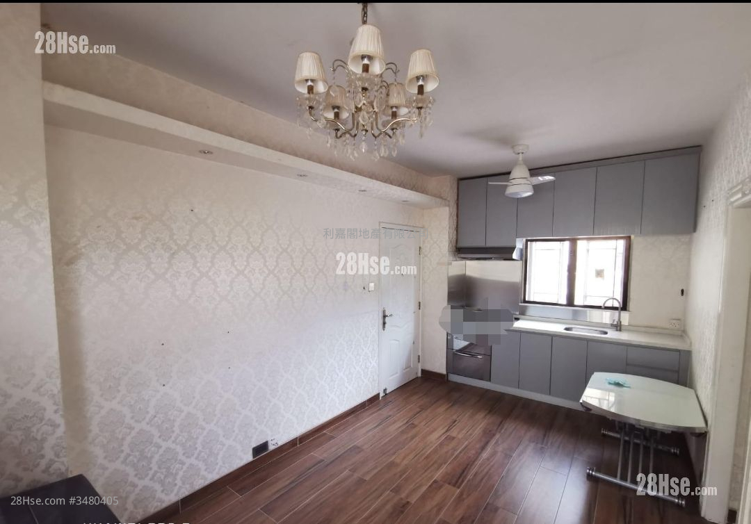 Fanling Garden Sell 3 Bedrooms , 1 Bathroom 467 ft² ( 43.4 m² )