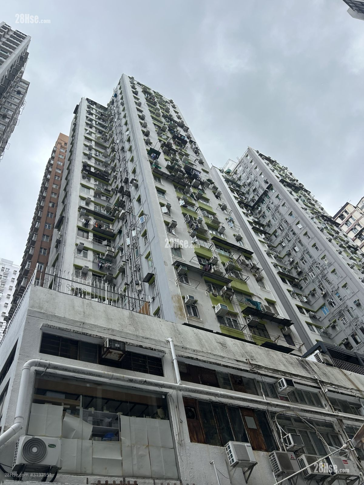 Hung Kwong Building Rental 3 Bedrooms , 1 Bathroom 452 ft² ( 42.0 m² )