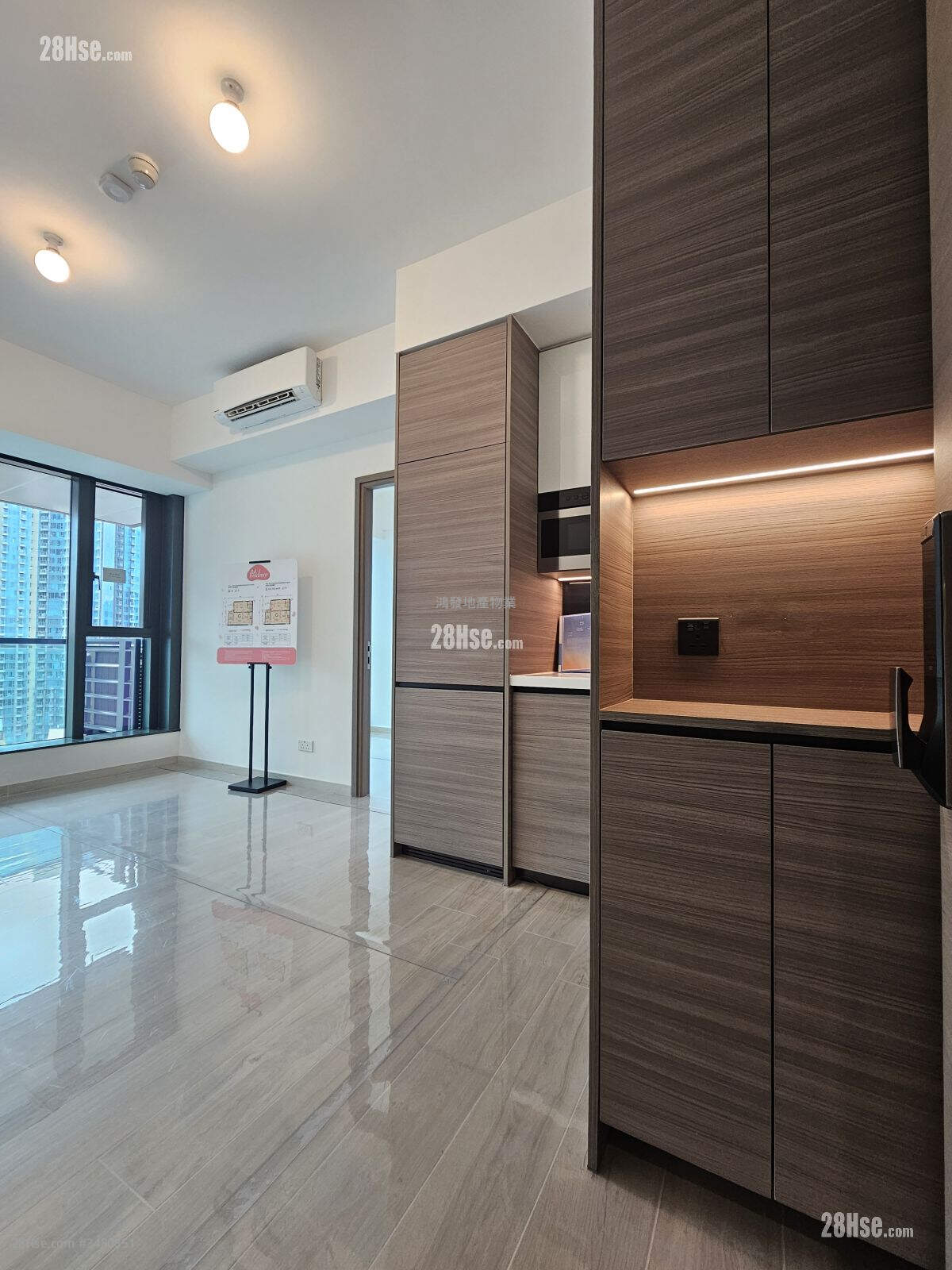 Bal Residence Sell 1 Bedroom , 1 Bathroom 339 ft² ( 31.5 m² )