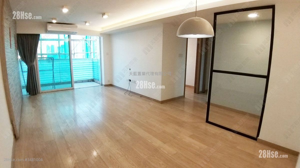 Avon Court Sell 3 Bedrooms , 2 Bathrooms 926 ft² ( 86.0 m² )