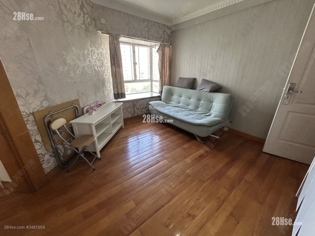 Kingswood Villas Rental 547 ft² ( 50.8 m² )