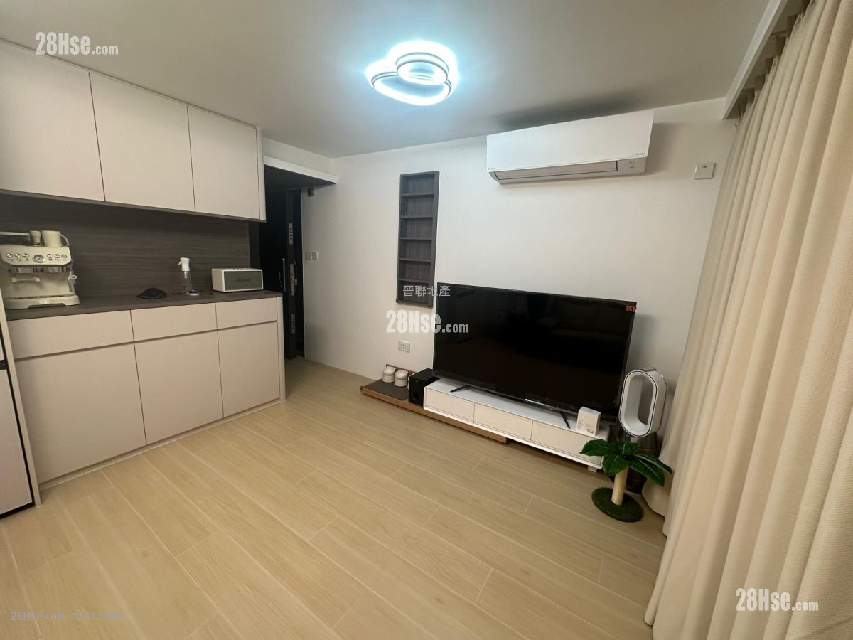 Tung Lo Wan Village Sell 1 Bedroom , 1 Bathroom 350 ft² ( 32.5 m² )