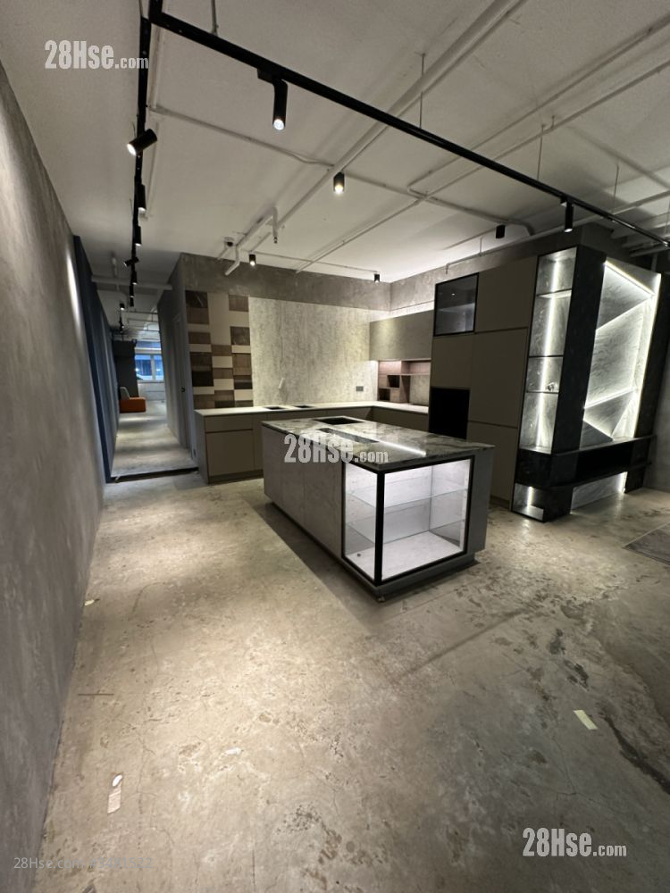 Westlands Centre Rental 2,469 ft² ( 229.4 m² )