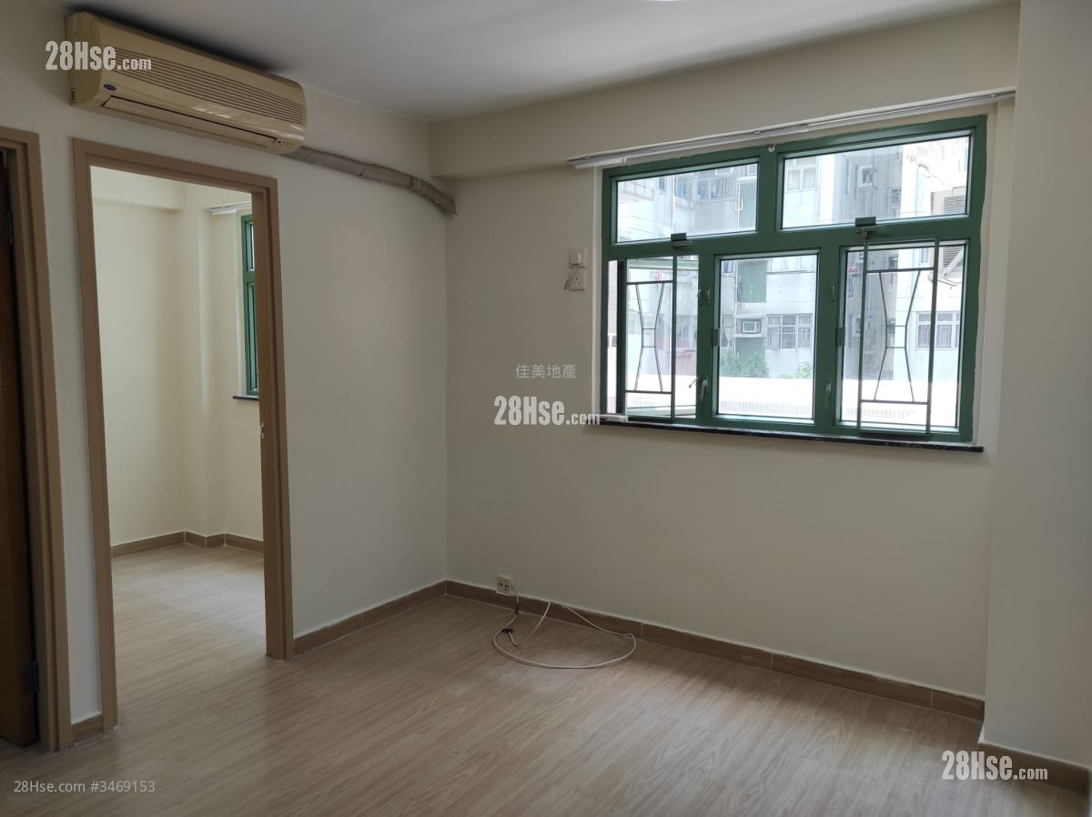 Wyler Garden Rental 2 Bedrooms , 1 Bathroom 369 ft² ( 34.3 m² )