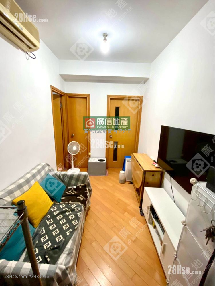 Yau On Court Sell 2 Bedrooms , 1 Bathroom 318 ft² ( 29.5 m² )