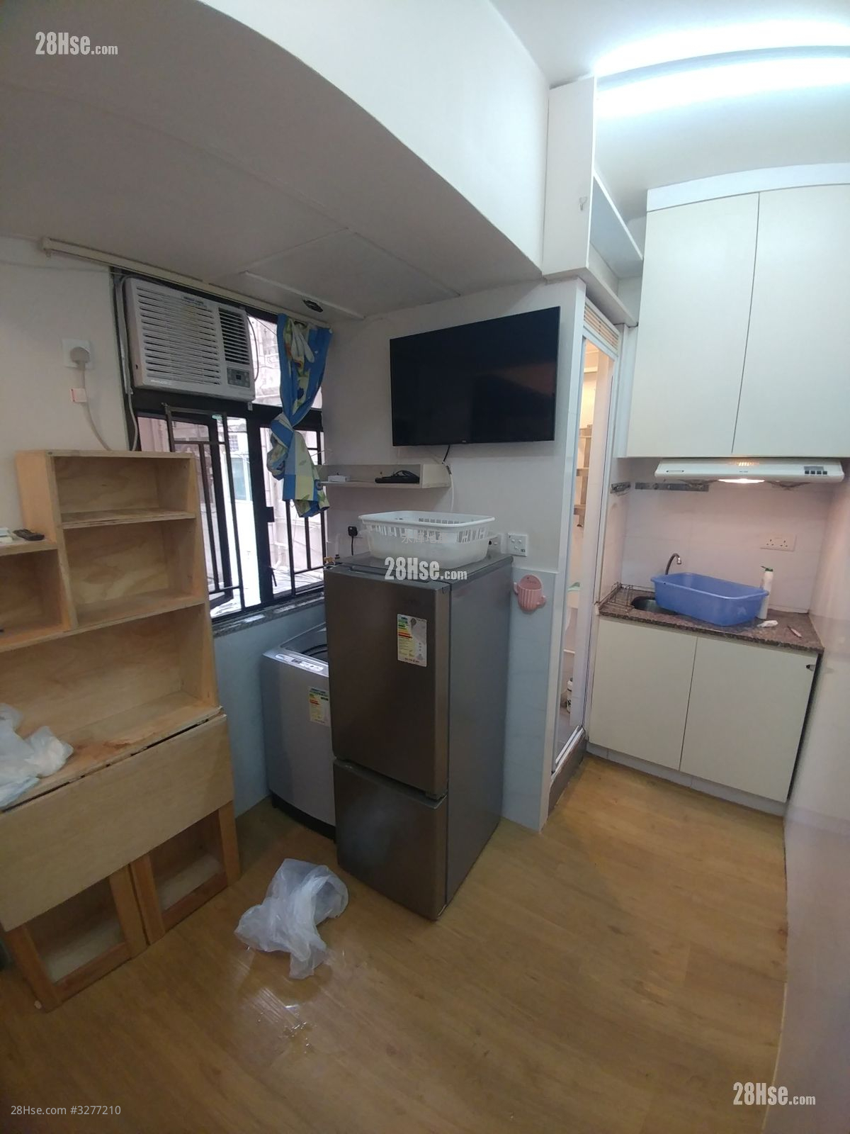 Luen On House Rental 1 Bedroom 140 ft² ( 13.0 m² )