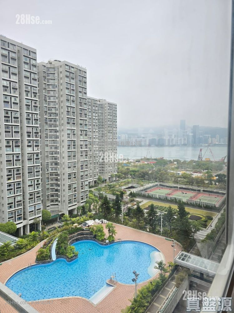 丽港城 售盘 4 房 , 3 浴室 1,204 平方尺 ( 111.9 平方米 )