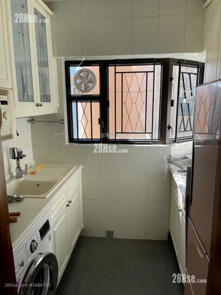 Chelsea Heights Rental 2 Bedrooms , 1 Bathroom 536 ft² ( 49.8 m² )
