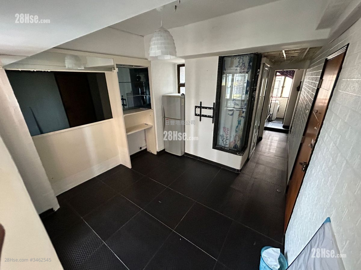 Tak Fu Building Rental 1 Bedroom , 1 Bathroom 284 ft² ( 26.4 m² )