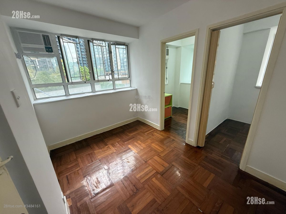 Yee Fu Building Rental 2 Bedrooms , 1 Bathroom 244 ft² ( 22.7 m² )