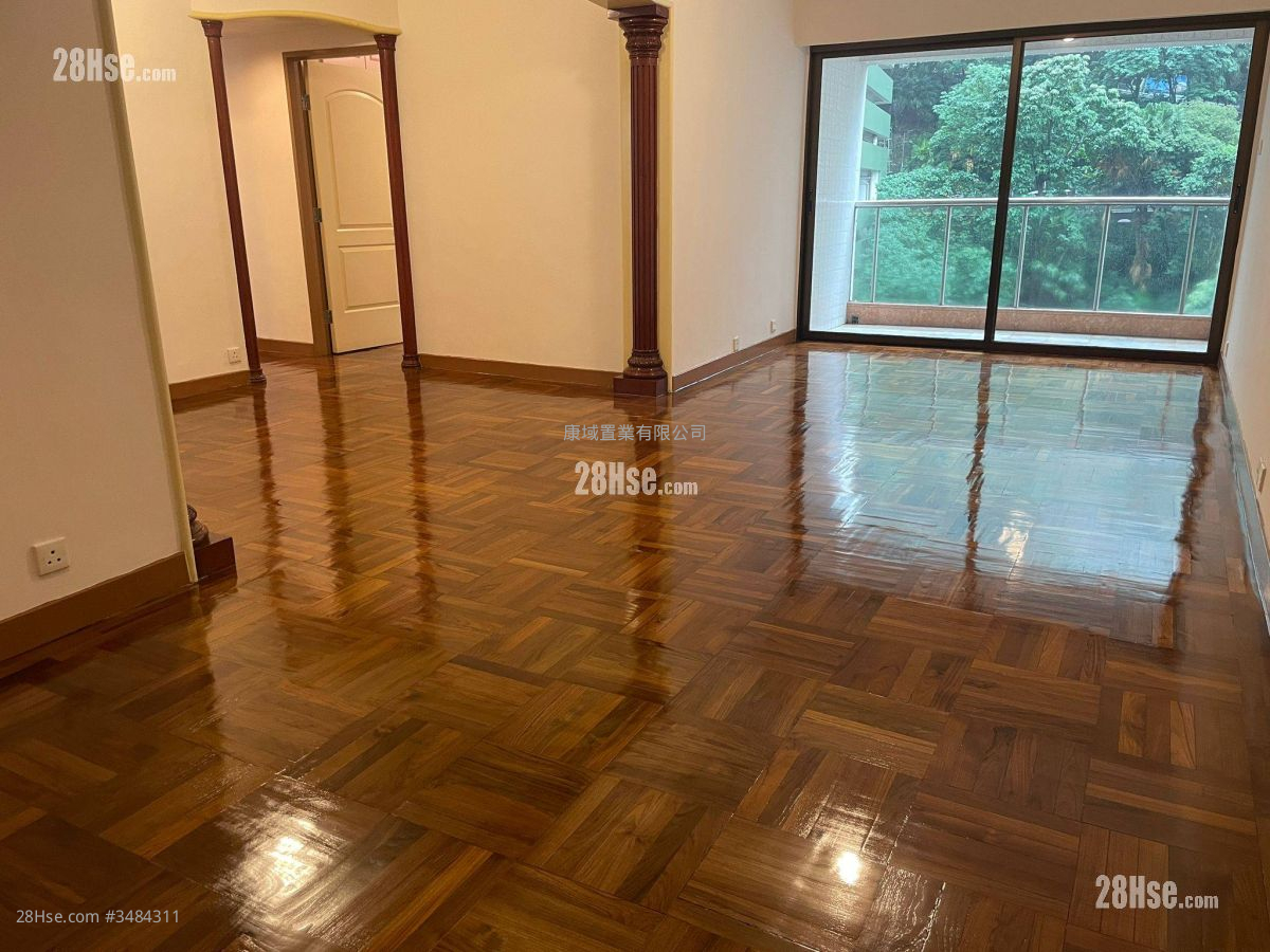 Merry Court Sell 1,093 ft² ( 101.5 m² )