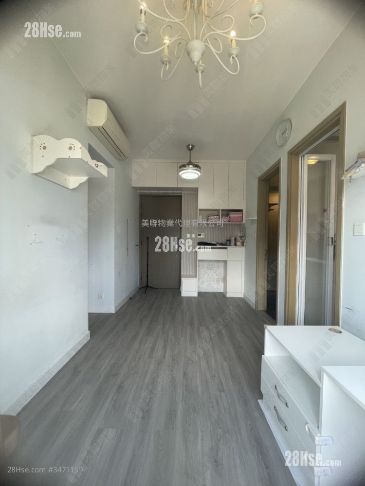 Residence 228 Rental 2 Bedrooms , 1 Bathroom 433 ft² ( 40.2 m² )