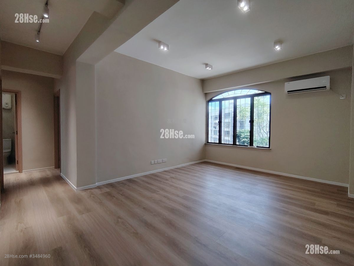 Eastbourne Court Sell 3 Bedrooms , 2 Bathrooms 1,051 ft² ( 97.6 m² )