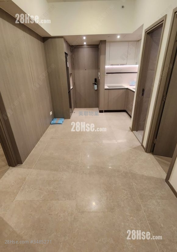 Novo Land Sell 2 Bedrooms , 1 Bathroom 450 ft² ( 41.8 m² )