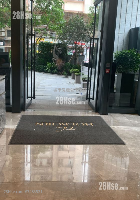 The Holborn Sell 237 ft² ( 22.0 m² )