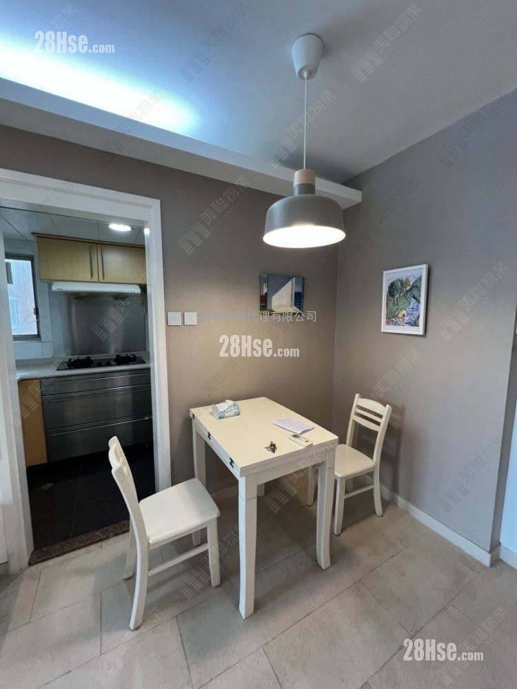 Park Central Rental 2 Bedrooms , 1 Bathroom 384 ft² ( 35.7 m² )