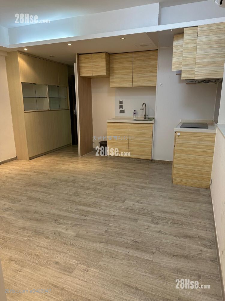Tung Hoi Building Sell 2 Bedrooms , 1 Bathroom 361 ft² ( 33.5 m² )